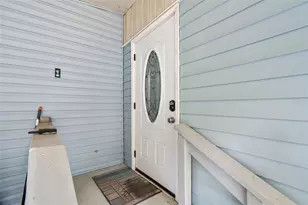 6380 Richard Dr, Weeki Wachee, FL 34607 - Photo 9