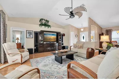 8388 Omaha Circle, Spring Hill, FL 34606 - Photo 5