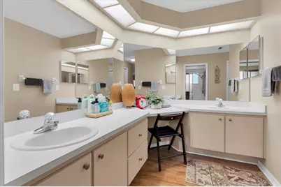 8388 Omaha Circle, Spring Hill, FL 34606 - Photo 23