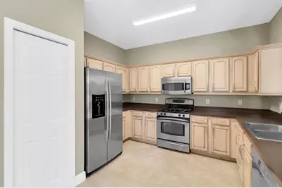 10121 Porch Street, New Port Richey, FL 34655 - Photo 9