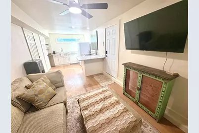 3022 Beach Boulevard S #1, Gulfport, FL 33707 - Photo 1