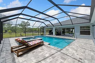12182 Pioneer Ave, Weeki Wachee, FL 34614 - Photo 47