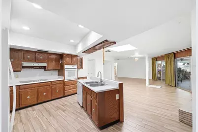 9116 Lakeview Drive, New Port Richey, FL 34654 - Photo 19