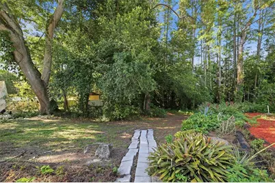 9116 Lakeview Drive, New Port Richey, FL 34654 - Photo 49