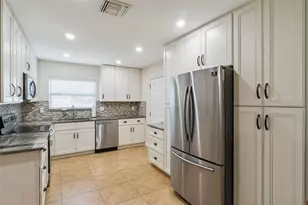 5246 Mayapple Cir, Orlando, FL 32821 - Photo 9