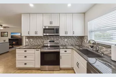 5246 Mayapple Circle, Orlando, FL 32821 - Photo 7