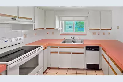 10492 Norvell Road, Spring Hill, FL 34608 - Photo 5