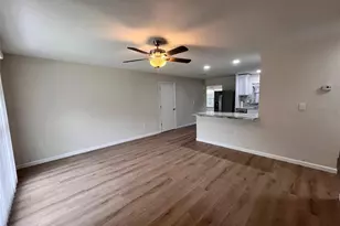 7020 Wentworth Way, New Port Richey, FL 34655 - Photo 7