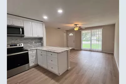 7020 Wentworth Way, New Port Richey, FL 34655 - Photo 3