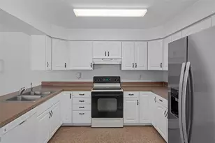8128 Papaya St, Port Richey, FL 34668 - Photo 15