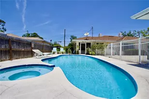 411 Pleasant St, Clearwater, FL 33755 - Photo 5