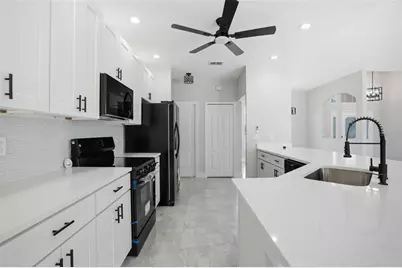 13339 Drayton Drive, Spring Hill, FL 34609 - Photo 17