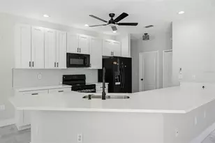 13339 Drayton Dr, Spring Hill, FL 34609 - Photo 23