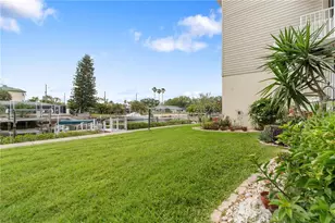 8250 Aquila St, Port Richey, FL 34668 - Photo 31