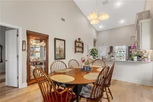 8250 Aquila St, Port Richey, FL 34668 - Photo 9