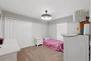 12155 Peregrine Falcon Ave, Weeki Wachee, FL 34614 - Photo 19