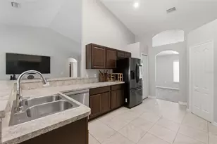12155 Peregrine Falcon Ave, Weeki Wachee, FL 34614 - Photo 11