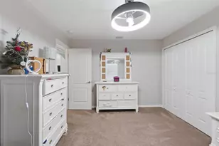 12155 Peregrine Falcon Ave, Weeki Wachee, FL 34614 - Photo 17