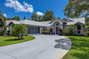 13627 Glaze Brook Dr, Hudson, FL 34667 - Photo 9