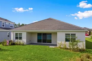 2592 Wise River Ln, Zephyrhills, FL 33541 - Photo 73
