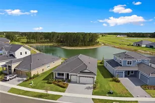 2592 Wise River Ln, Zephyrhills, FL 33541 - Photo 63