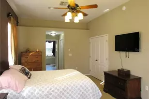 13038 Pastore Ct, Spring Hill, FL 34609 - Photo 11