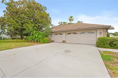 12239 Forest Crest Court, Spring Hill, FL 34609 - Photo 3