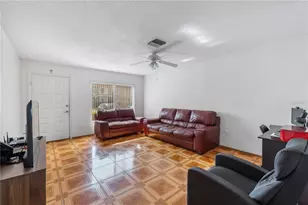 1907 Fluorshire Dr, Brandon, FL 33511 - Photo 9