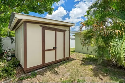 9812 51st Avenue N, Saint Petersburg, FL 33708 - Photo 23