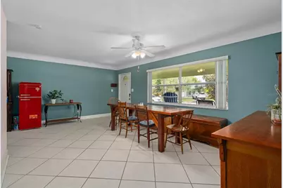 9812 51st Avenue N, Saint Petersburg, FL 33708 - Photo 7