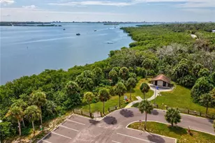 9812 51st Ave N, Saint Petersburg, FL 33708 - Photo 27