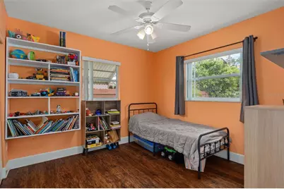 9812 51st Avenue N, Saint Petersburg, FL 33708 - Photo 15