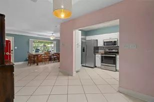 9812 51st Ave N, Saint Petersburg, FL 33708 - Photo 9