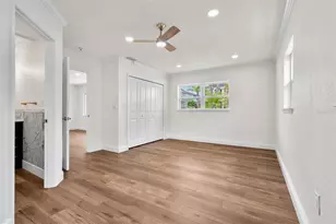 723 W Bayshore Dr, Tarpon Springs, FL 34689 - Photo 19