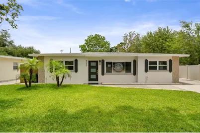 723 W Bayshore Drive, Tarpon Springs, FL 34689 - Photo 3