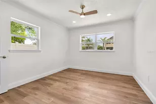 723 W Bayshore Dr, Tarpon Springs, FL 34689 - Photo 25