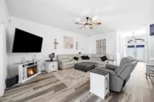 12041 Sapphire Dr, Spring Hill, FL 34609 - Photo 13