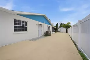 344 50th St W, Palmetto, FL 34221 - Photo 35