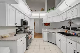 11408 Deercroft Ct, Spring Hill, FL 34609 - Photo 13