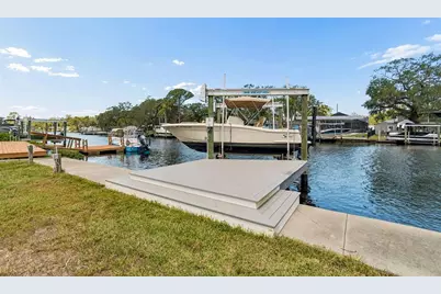 6121 Lafayette Street, New Port Richey, FL 34652 - Photo 9