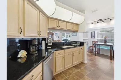 2478 Glenridge Dr, Spring Hill, FL 34609 - Photo 11