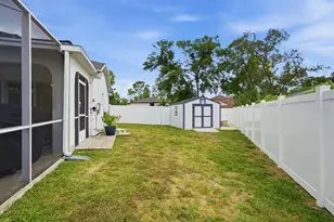 2478 Glenridge Dr, Spring Hill, FL 34609 - Photo 25
