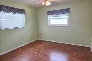 9233 Geneva St, Spring Hill, FL 34608 - Photo 15