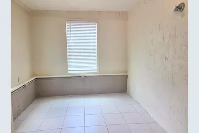 9233 Geneva Street, Spring Hill, FL 34608 - Photo 15