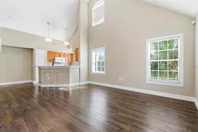 9646 Lake Chase Island Way #9646, Tampa, FL 33626 - Photo 5