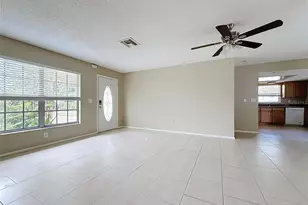 3019 40th Ave W, Bradenton, FL 34205 - Photo 5