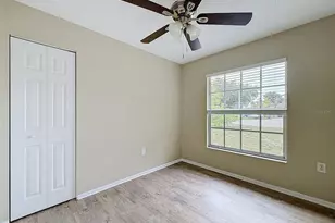 3019 40th Ave W, Bradenton, FL 34205 - Photo 17