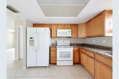 3019 40th Avenue W, Bradenton, FL 34205 - Photo 11