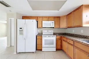 3019 40th Ave W, Bradenton, FL 34205 - Photo 11