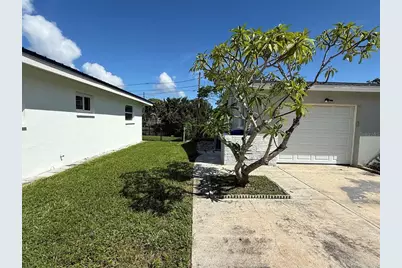 307 87th Avenue NE, Saint Petersburg, FL 33702 - Photo 27